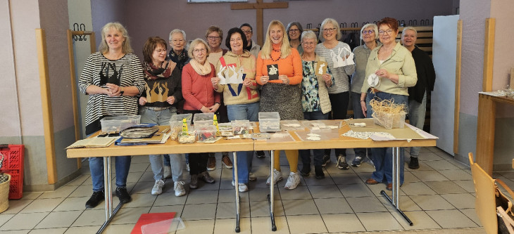 Kreative Osterdekoration in Betzdorf: Landfrauen gestalten gemeinsam