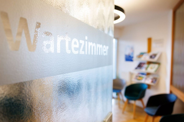 Gesundheitswesen in Rheinland-Pfalz: Sparma�nahmen gef�hrden Arzttermine
