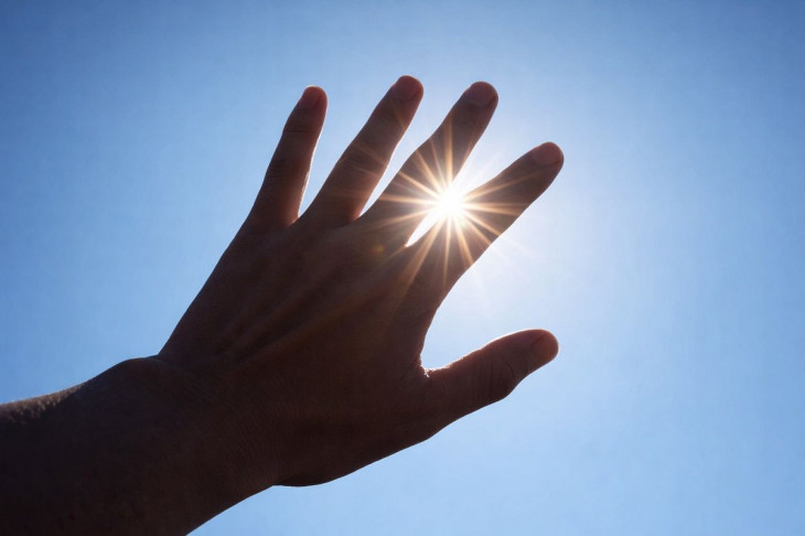 Zunehmende UV-Strahlung: Fr�hzeitiger Schutz wird f�r die Gesundheit wichtiger