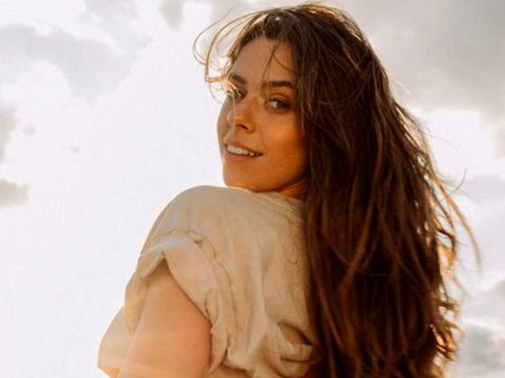 Schlagerstar Vanessa Mai startet