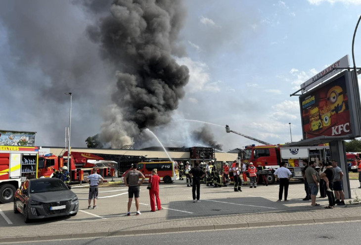 2. Aktualisierung: Millionenschaden nach Großbrand in Siershahn