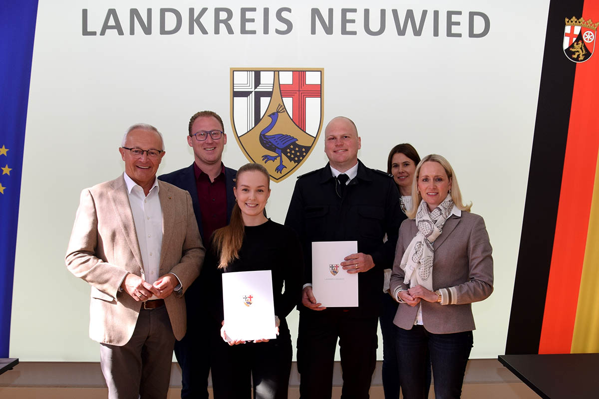 Landrat Hallerbach nahm zwei Ernennungen vor