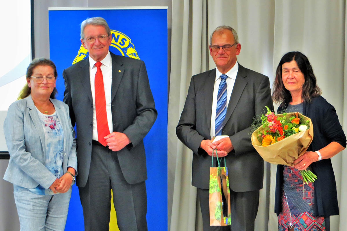 Von links: Christa Mandel, Eberhard Mandel, Lothar Rser sowie Ingrid Rser. Foto: Frank Schmickler.
