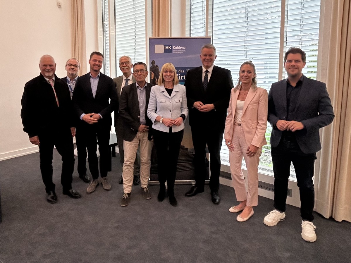 IHK Koblenz kritisiert politische Vorhaben und fordert Reformen