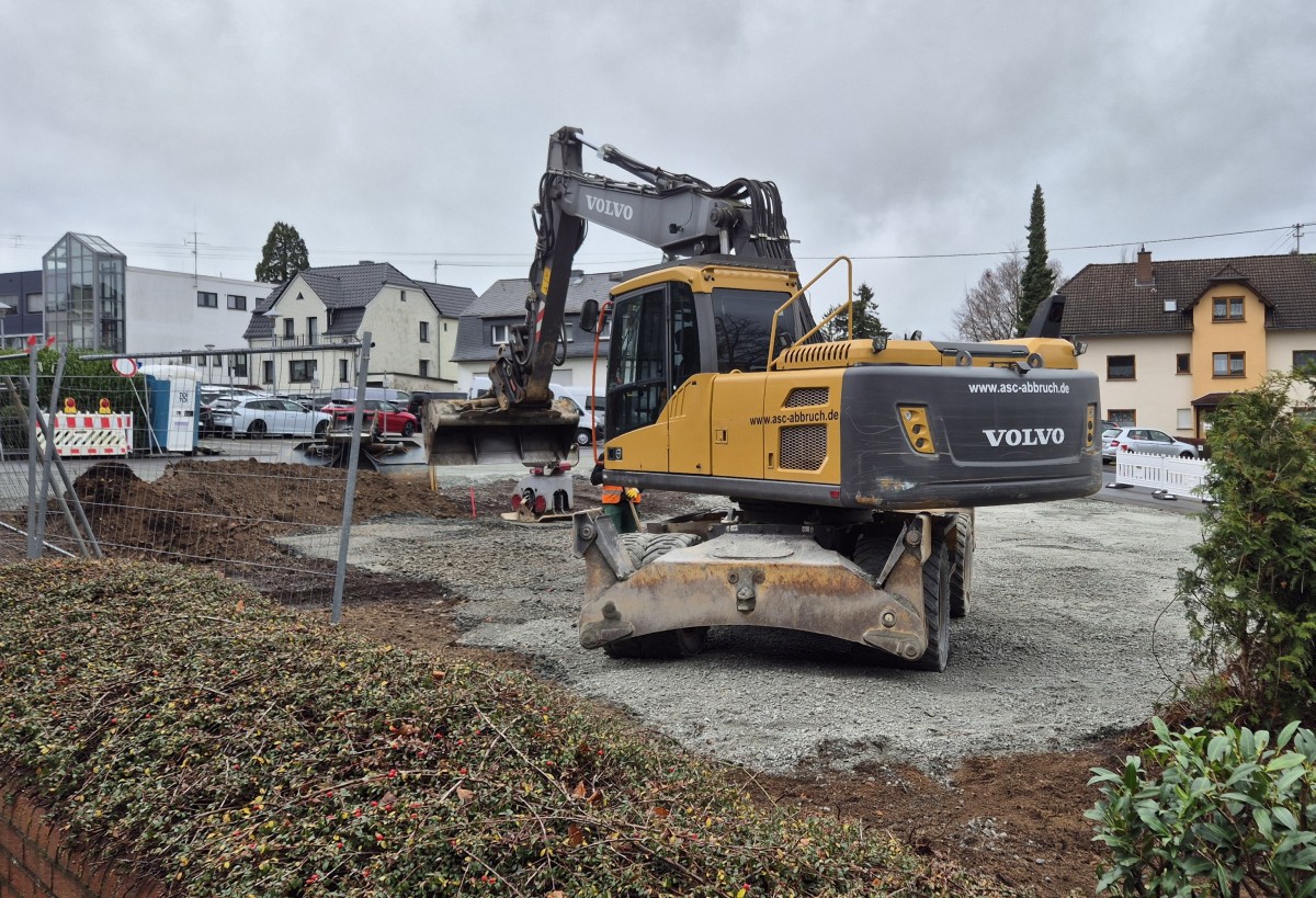 Gartenstrae nach dem Rckbau (Fotos: Julia Schfer/Verbandsgemeindeverwaltung Hachenburg)