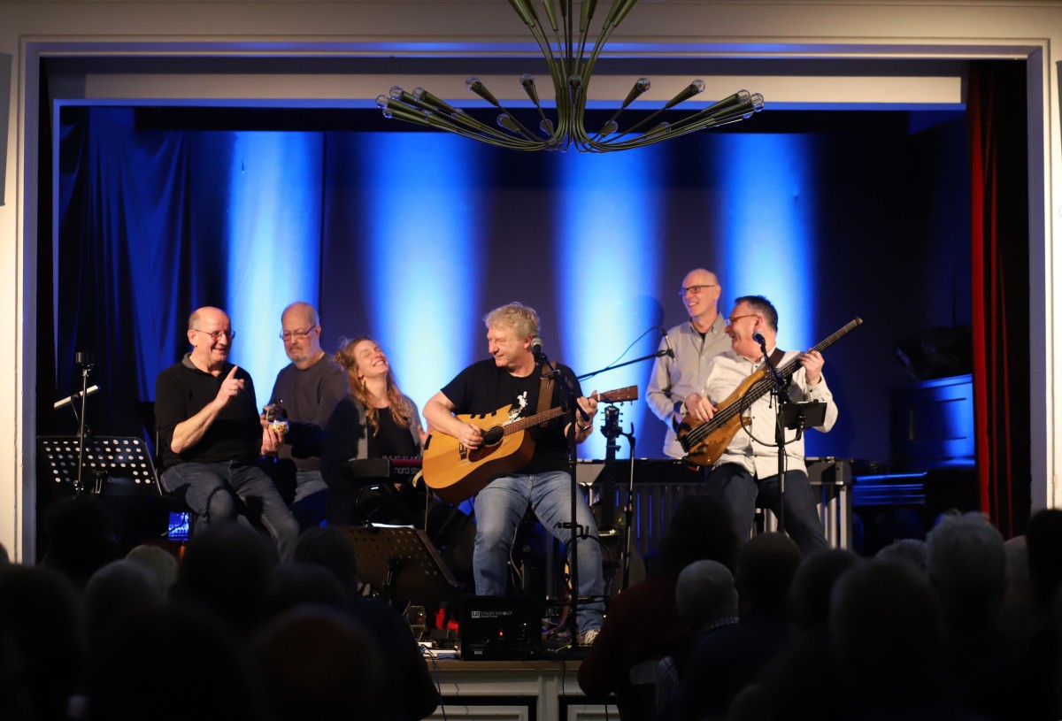 Von links nach rechts - Eddi Stinner, Georg Hammer, Nadine Altmann, Martin Steinmann, Stefan Altmann, Stefan Bender. Foto: Privat