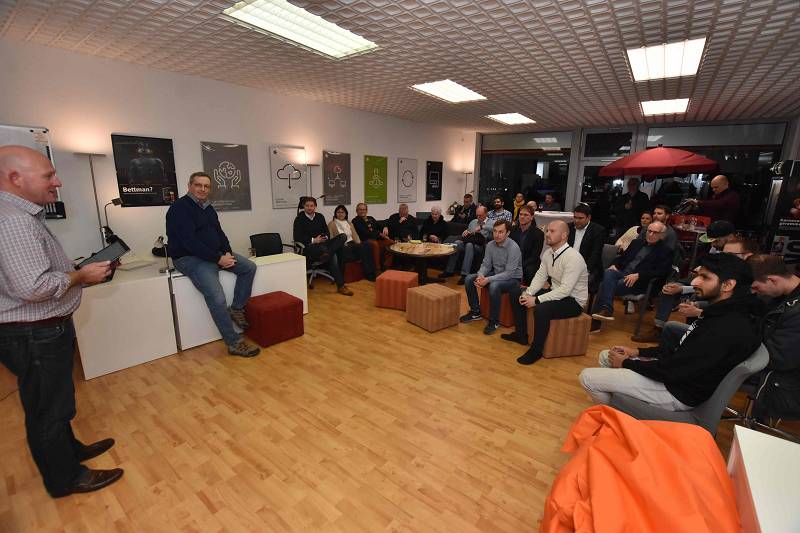 Beim Innovation-Talk in Betzdorf (Foto: tt)