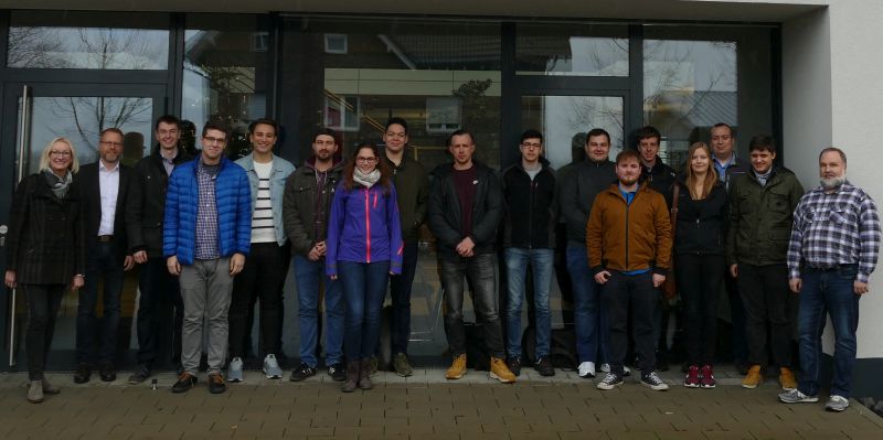 Die letzte tourING Westerwald-Fahrt fhrte die Gruppe der Jungingenieure, in Begleitung von Beate Bolling (WFG, ganz links) zu GTV nach Luckenbach. Fotos: WFG