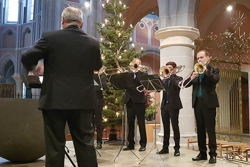 Festliche Posaunenklnge zum Neujahrskonzert in Marienstatt 