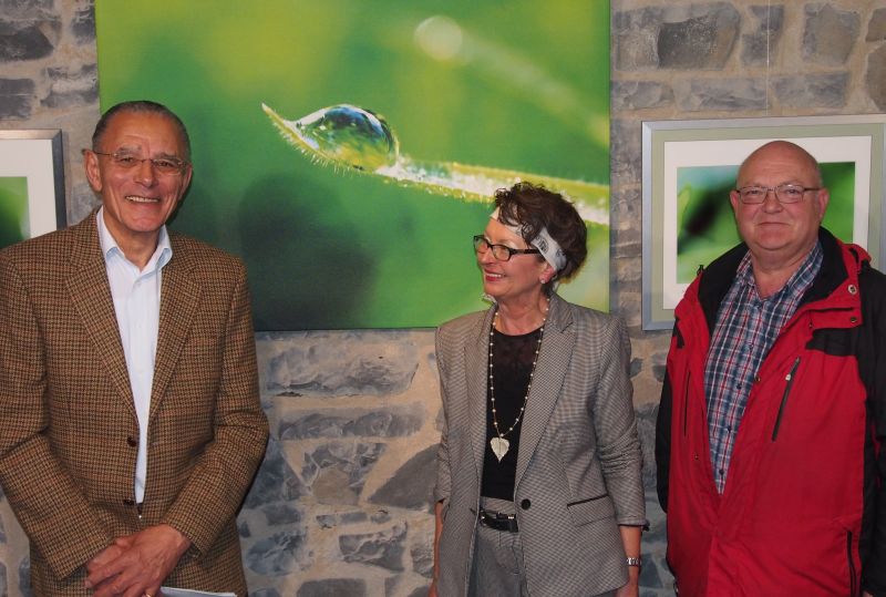 Louis L. Blackmore stellt Fotografien zum Thema Wasser in Enspel aus