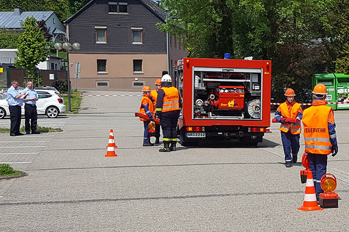 Abnahme der Jugendflamme bei Feuerwehr in Dierdorf 