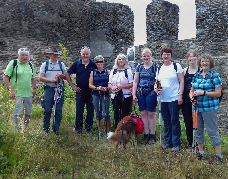 Bad Marienberger Wanderfreunden in Isenburg. Foto: privat