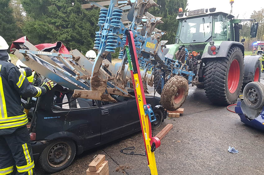 Gott sei Dank nur eine bung. Fotos: Feuerwehr