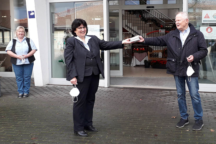 Spende Frderverein Seniorenzentrum Heinrich-Haus erfreut Bewohner