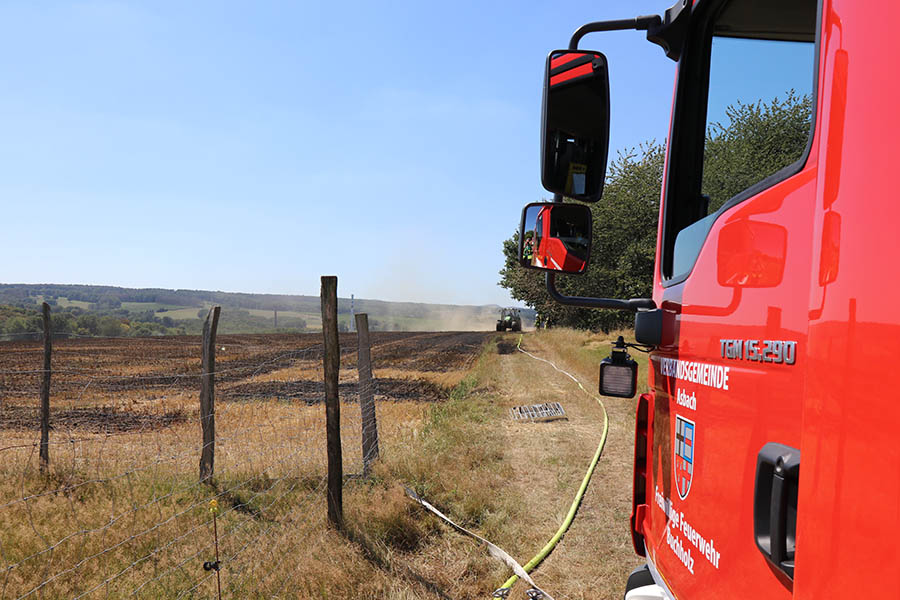 Groer Flchenbrand bei Jungeroth und zwei weitere Einstze