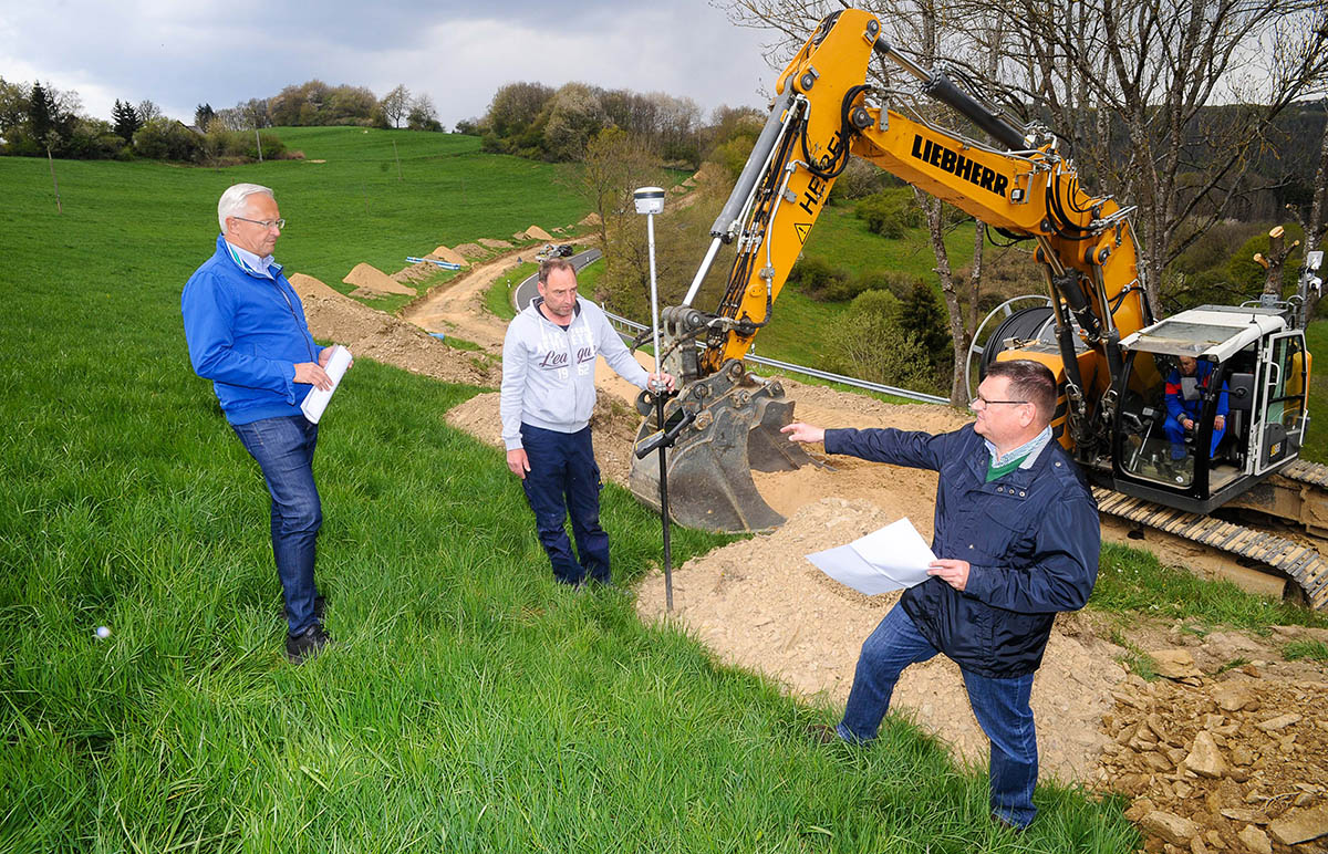 Erneuerung der Wasserleitung zwischen Robach und Hhnen