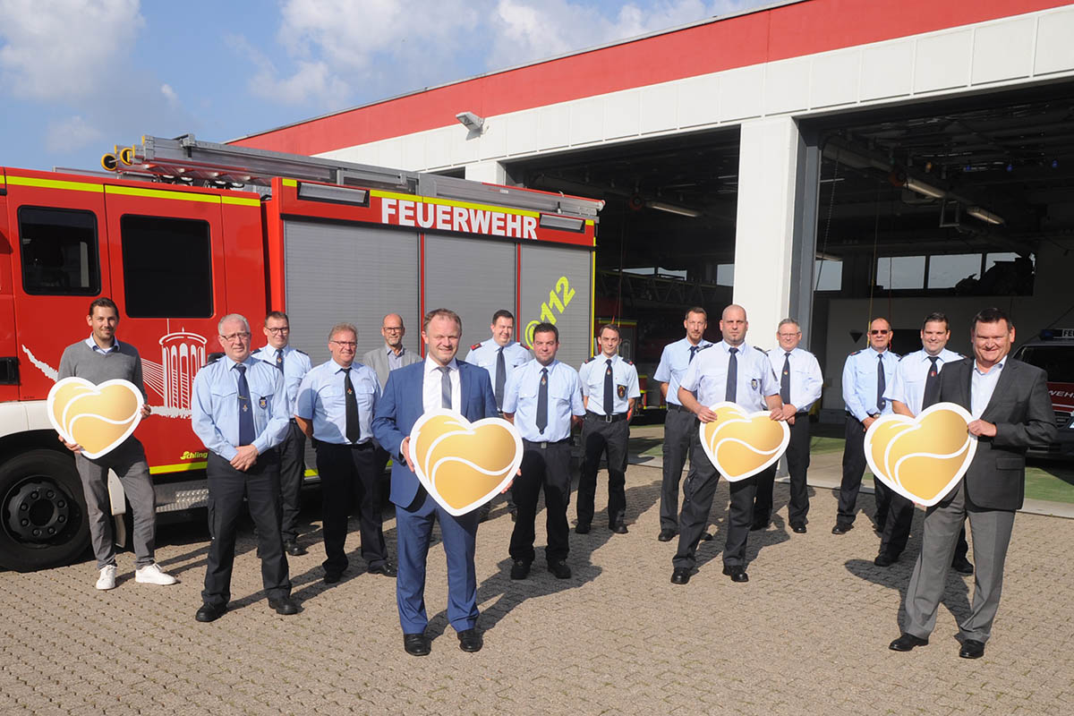 SWN spenden 20.000 Euro an die Feuerwehren