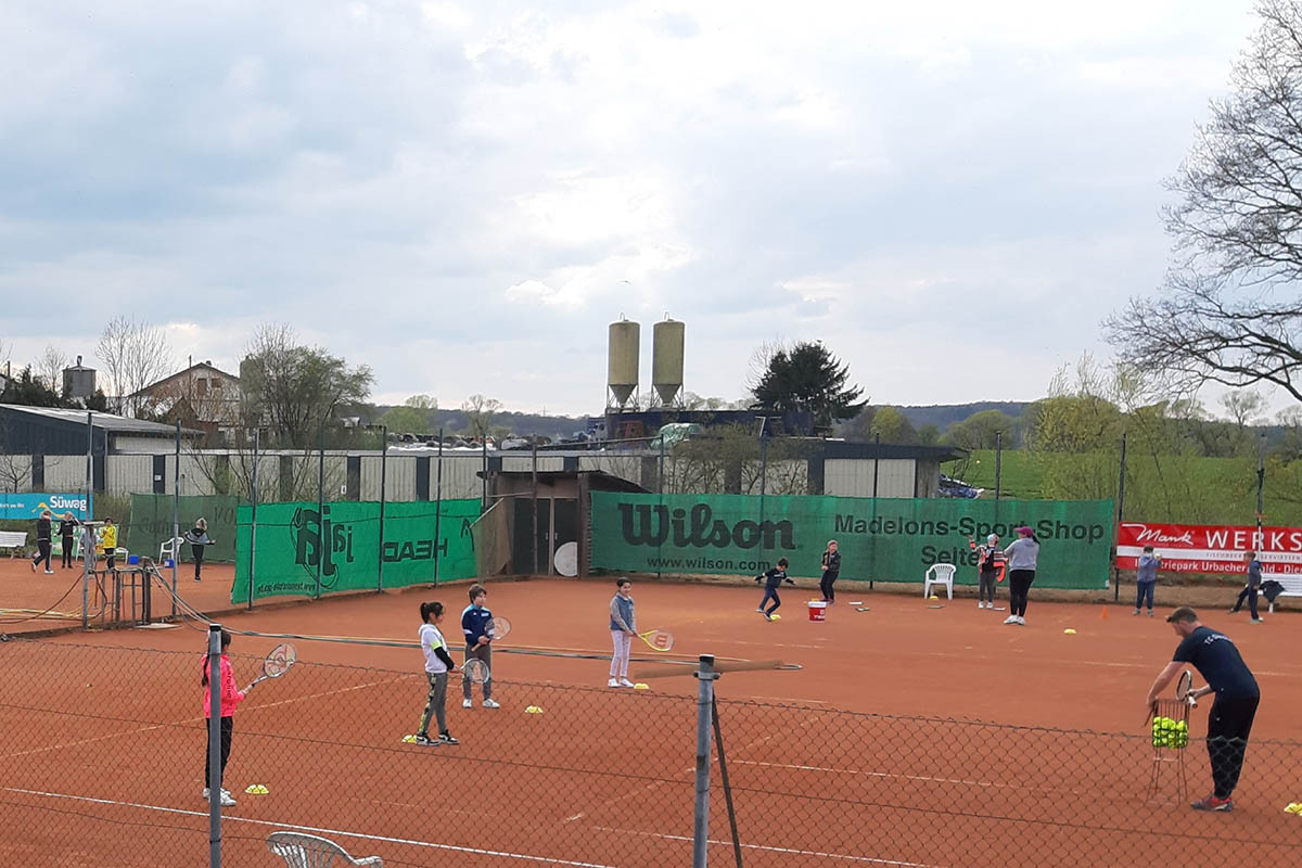 Tennisclub Dierdorf: Zeitreise durch die letzten 50 Jahre - Teil vier