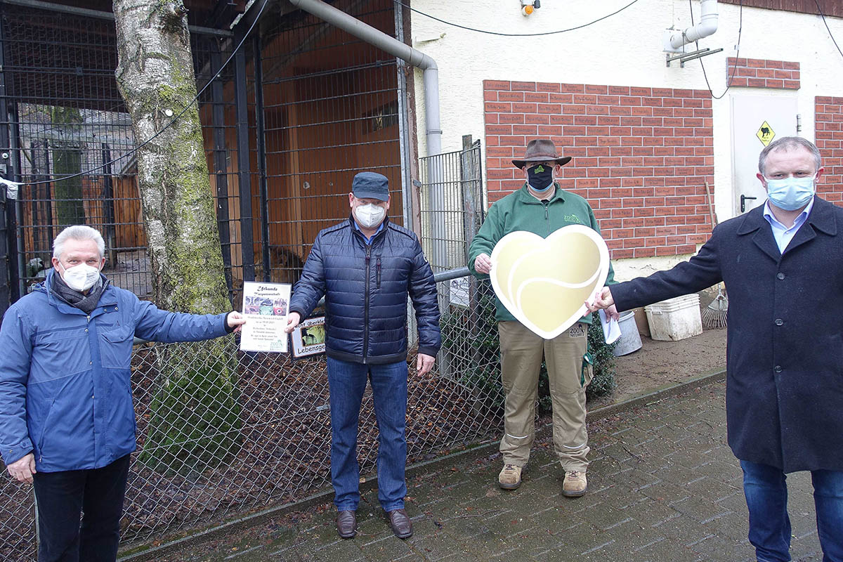 SWN bernehmen Patenschaft fr Berberlwe Schrder