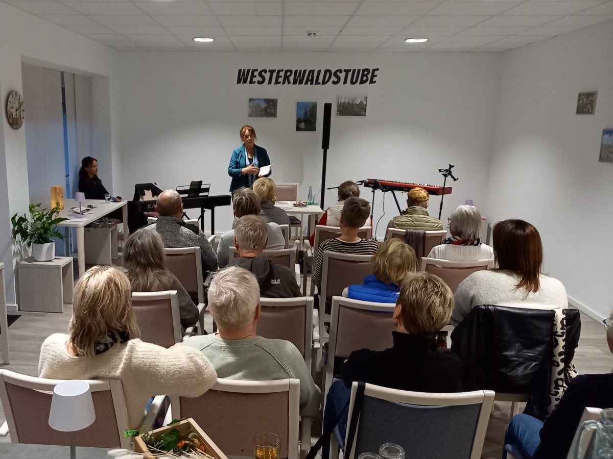 Autorenlesung in GFO Zentrum Wissen (Foto: Ralf Kortus/GFO mobil Hamm-Wissen)