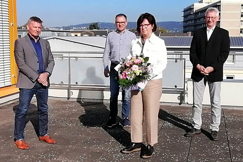 Von links nach rechts: Uli Debus (Teamleiter Arbeitgeberservice), Norbert Luda (Personalrat), Martina Wingender, Helmut Neitzert (Betriebsleiter). Foto: privat