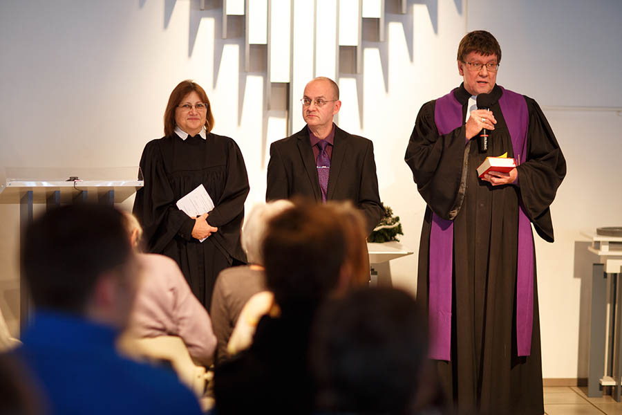 Viele Besucher beim Festgottesdienst zum 20. Geburtstag