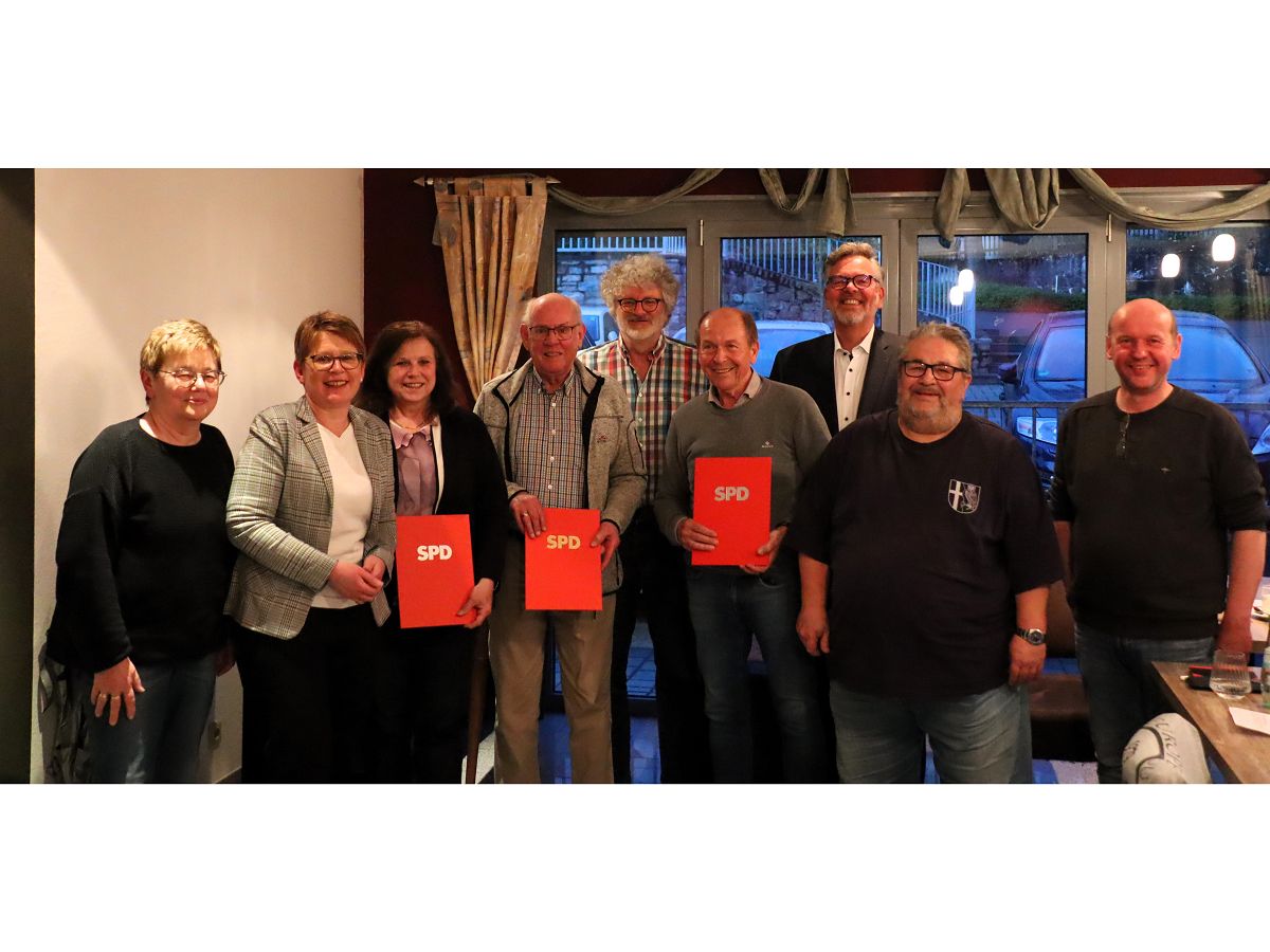 Nach dem hoffnungsvollen Jahresauftakt beim Start-Caf geht der SPD-Ortsverein Ahrbach-Stelzenbach motiviert in das neue Jahr  das mit dem unverhofften Winter-Wahlkampf eine zustzliche Herausforderung bringt. (Foto: Uli Schmidt)