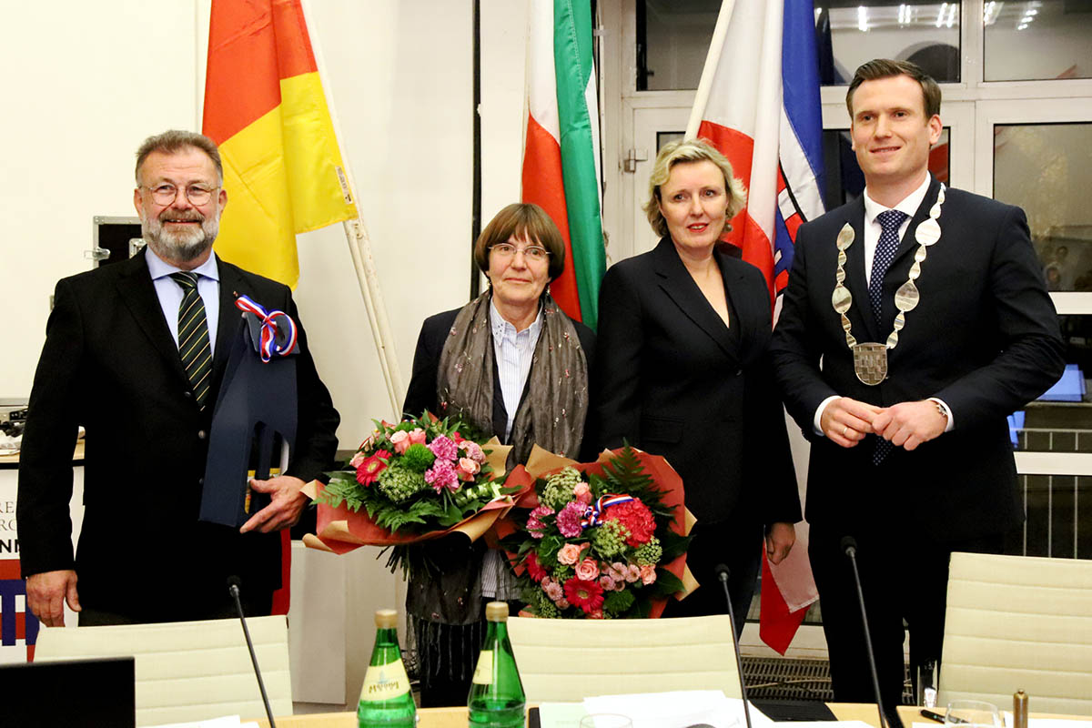 Philipp Herzog als neuer Brgermeister von Bad Honnef vereidigt