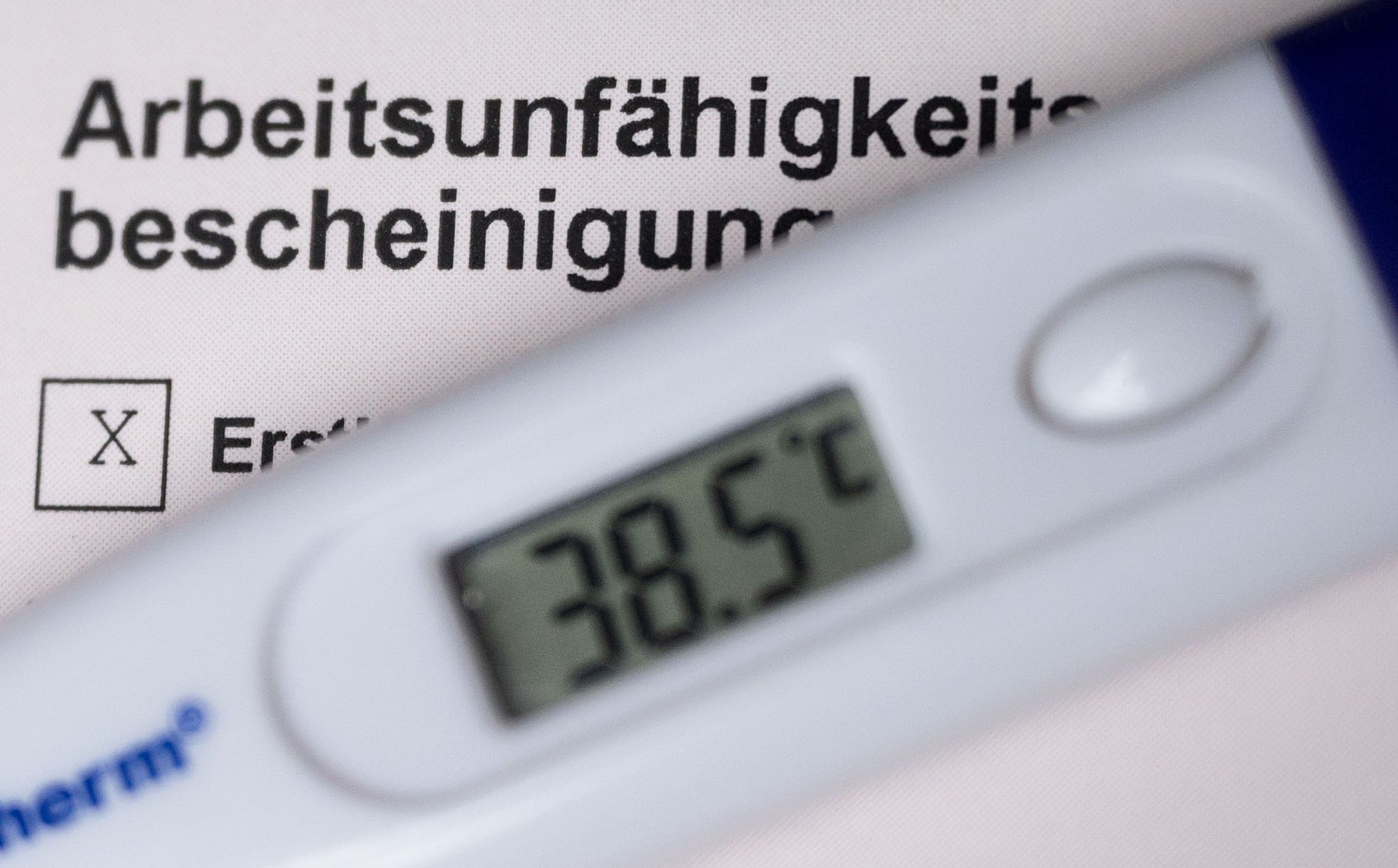 Krankschreibungen. (Foto: Marijan Murat/dpa