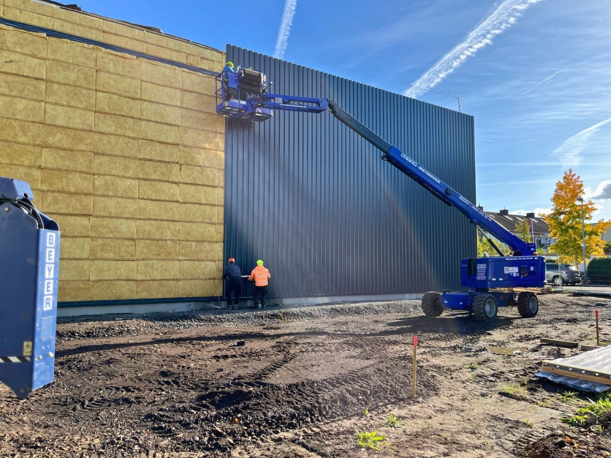 Baufortschritt bei Neuwieder Eventhalle "DEICHHERZ"