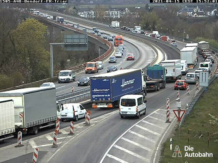 Verkehrsunfall in Baustelle auf Bendorfer Brcke