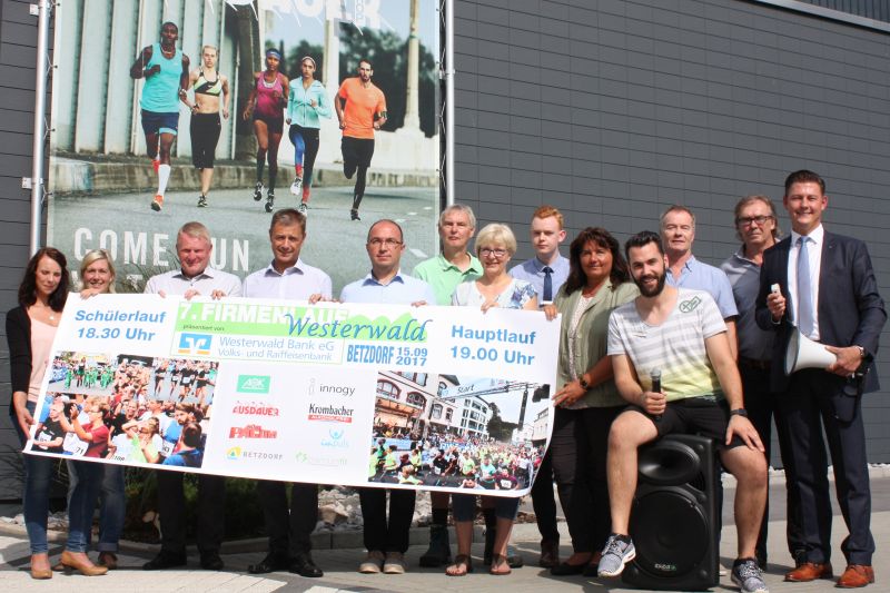 Das Veranstaltungsteam freut sich auf die siebte Runde des Westerwlder Firmenlaufs in Betzdorf (Sieg) Foto: jkh