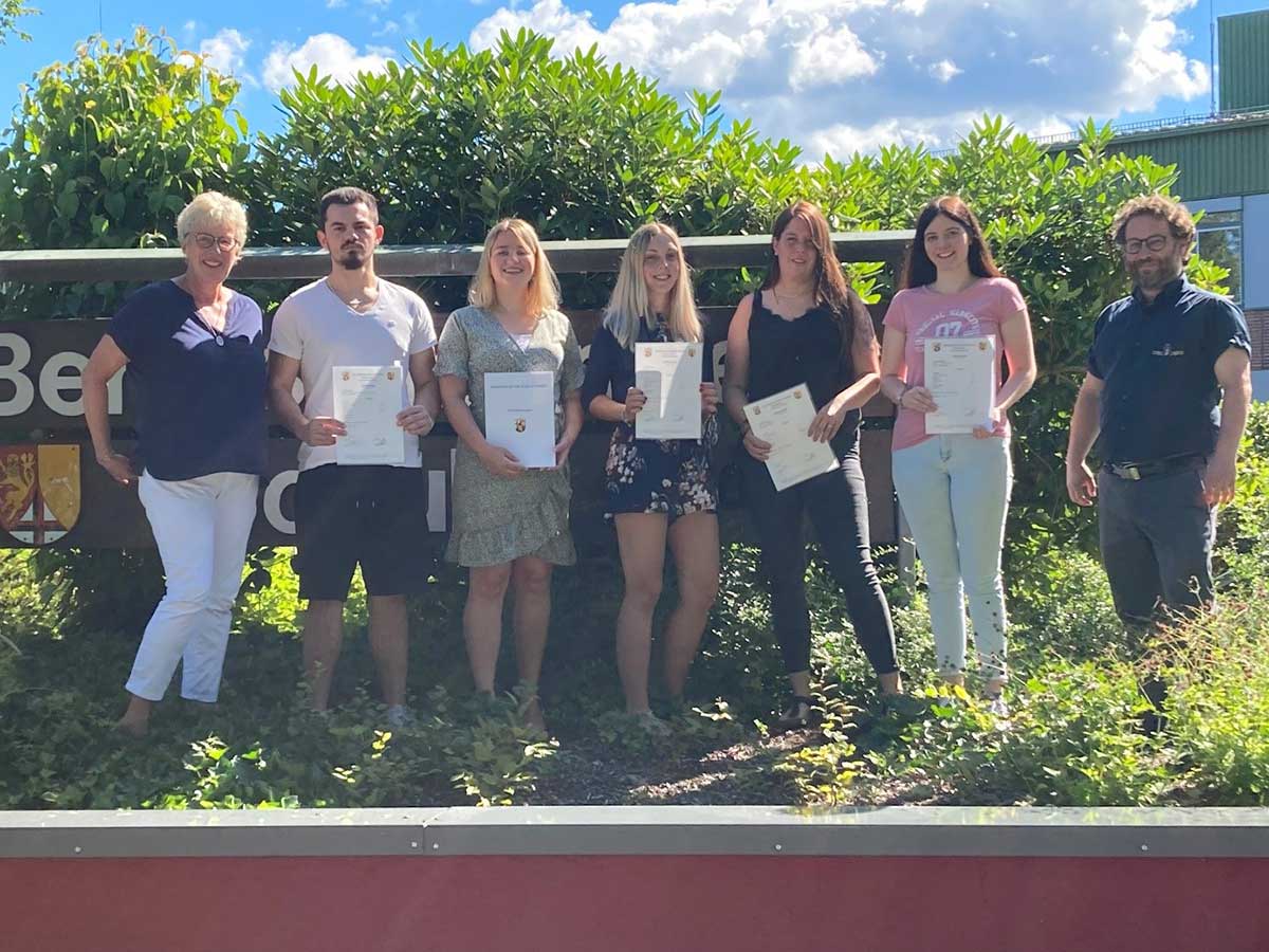 Zeugnisbergabe an der Dualen Berufsoberschule der BBS Wissen