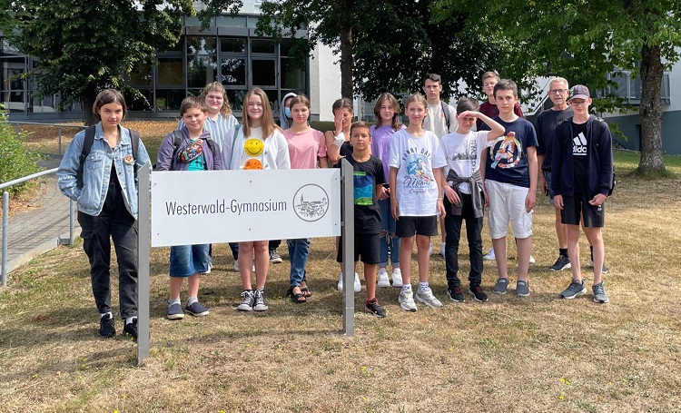 Mit Spa und Freude auch in den Ferien lernen  Schler des Westerwald-Gymnasiums Altenkirchen haben ihre vorhandenen Deutschkenntnisse vertieft und ausgebaut. (Foto: Kreisvolkshochschule)