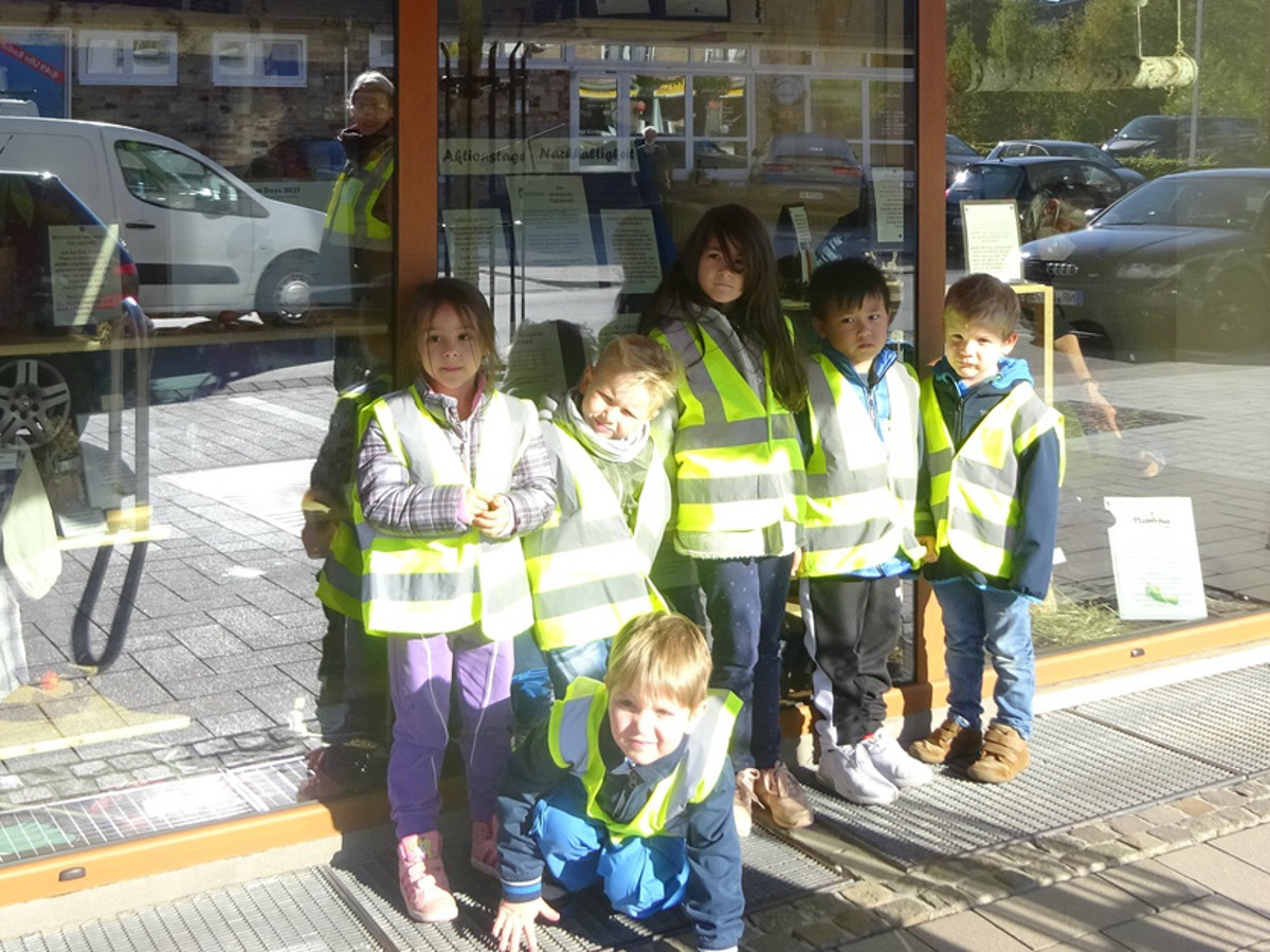 Die "Traumland"-Kinder schauten im Altenkirchener Unikum vorbei. (Foto: Kita Traumland)