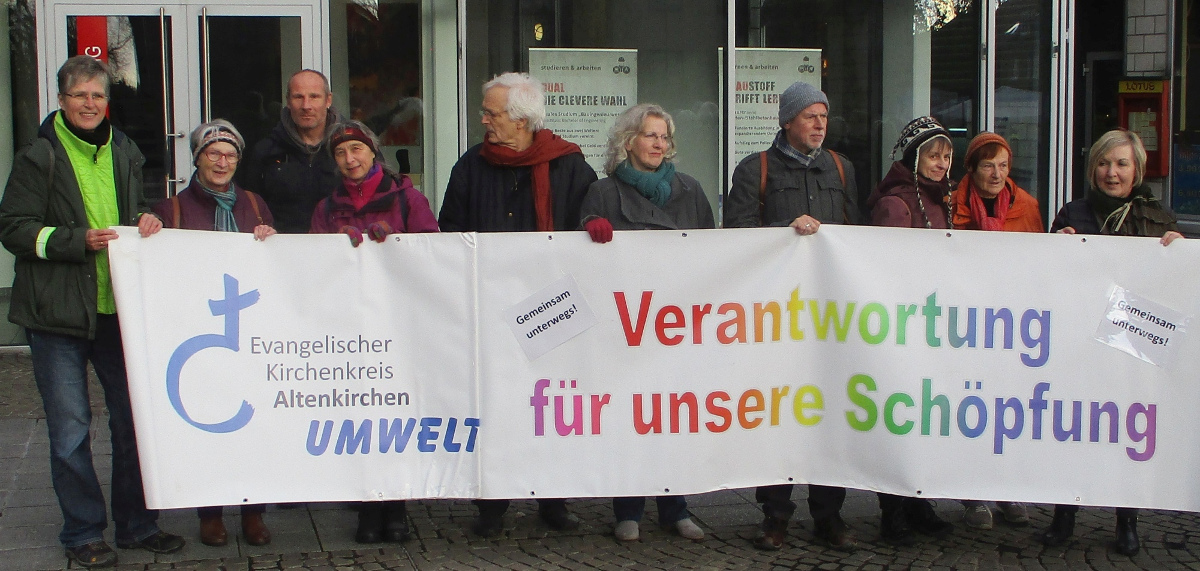 Wie bei den vorangegangenen Klima-Demos in Altenkirchen wollen engagierte Christen auch bei der Demo am Freitag wieder "Flagge zeigen". (Foto: Privat)