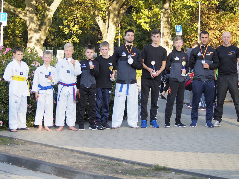 Das Team von Sporting Teakwondo konnte viele Medaillen abrumen. Foto: Verein