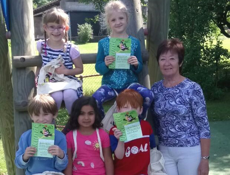 Die Schulttenbande der Katholischen Kindertagessttte St. Joseph erkundete die katholische Bcherei in Hamm. Foto: Privat