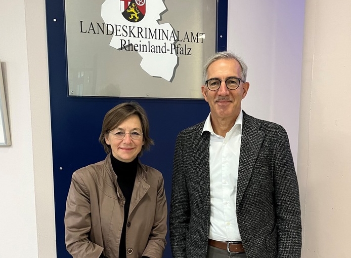 Antisemitismusbeauftragte Monika Fuhr und Vizeprsident Achim Fssel
(Foto: LKA Rheinland-Pfalz)