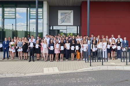 72 Schülerinnen und Schüler machten 2019 in Marienstatt Abitur. (Foto: Gymnasium Marienstatt)