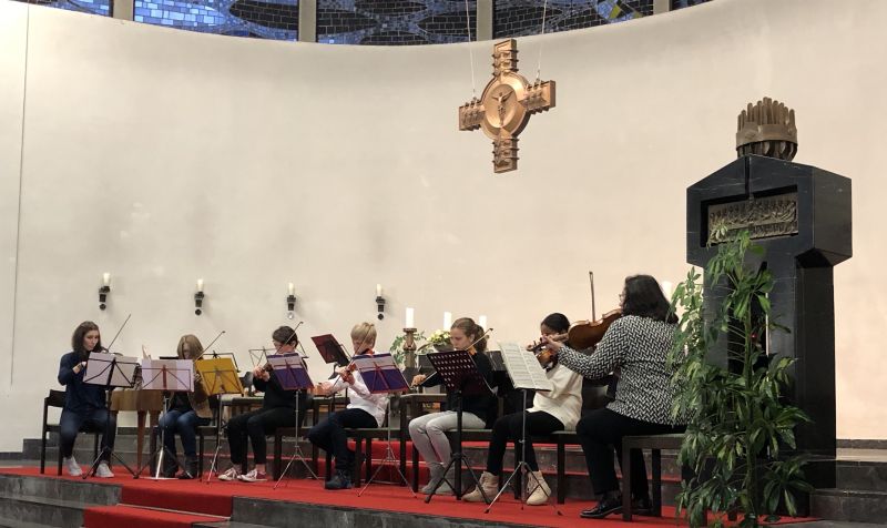 Mit einem abwechslungsreichen und anspruchsvollen Programm gestaltet die Kreismusikschule Westerwald ihr Adventskonzert in der Christknigskirche in Westerburg. Foto: Pressestelle der Kreisverwaltung