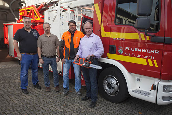 Feuerwehr Puderbach erhlt Akku-Kettensge