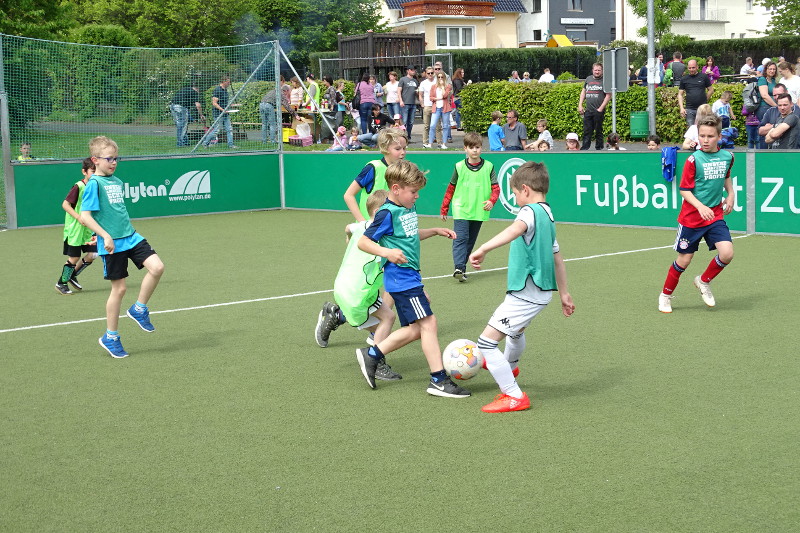 DFB Mini-Spielfeld Aktionstag: vielversprechende Talente machten auf sich aufmerksam. Fotos: Willi Simon