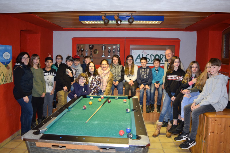 Die Jugendlichen haben de Jugendtreff Alsdorf wieder in Besitz genommen. Foto: Privat