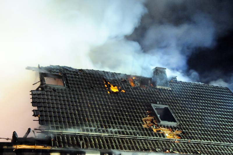 Das Wohnhaus wurde bei dem Feuer komplett zerstrt. Zur Untersttzung der Familie kann gespendet werden. (Foto: kk)