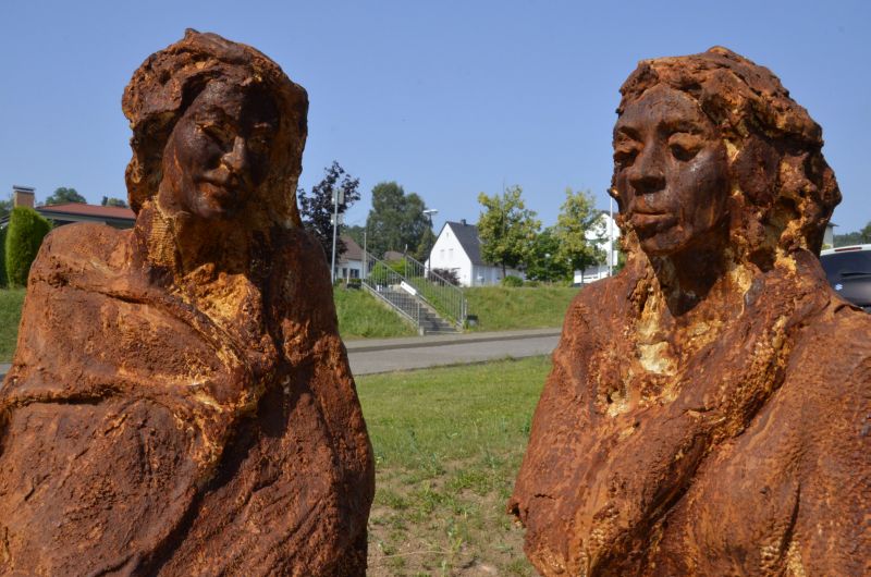 Bronzeskulptur von Karlheinz Oswald. Fotos: privat