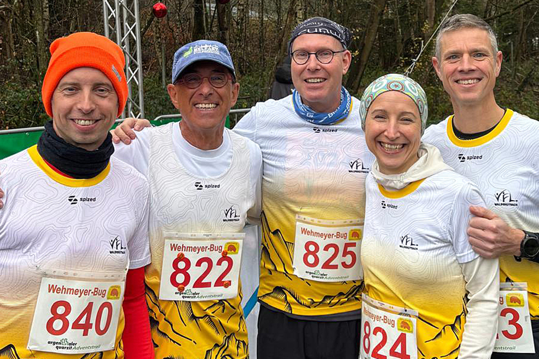 Eine erfolgreiche Premiere fr fnf Athleten des VfL Waldbreitbach beim Adventstrail in Argenthal: Ricky Stiehler, Wolfgang Bernath, Achim Vogt, Iris von Schilling und Arne von Schilling (v. links.). Foto: VfL Waldbreitbach/Josef Ho
