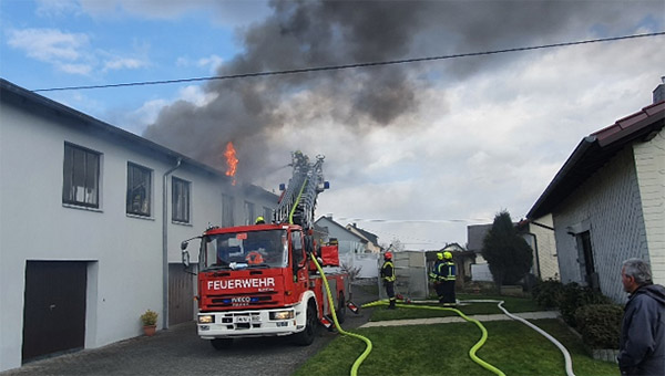 Brennende Photovoltaikanlage lste Feuerwehreinsatz aus