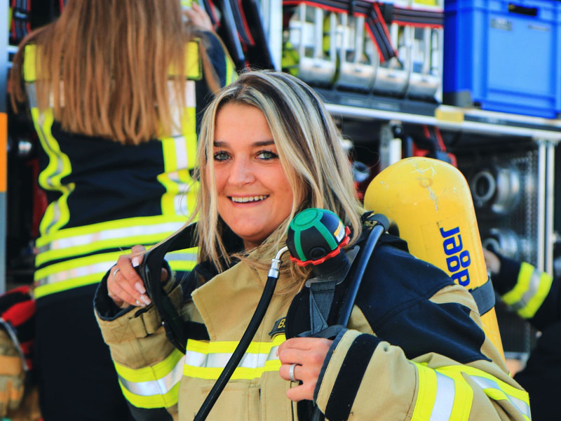 "Mehr Frauen in der Feuerwehr": Asbacher starten Kampagne