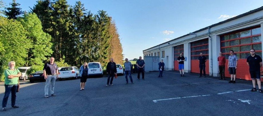 Einige Ausbilder des DRK-Kreisverbandes Altenkirchen trafen sich im DRK-Zentrum, um knftig Corona-gerechte Erste-Hilfe-Kurse abhalten zu knnen. (Foto: DRK Kreisverband Altenkirchen e.V.)